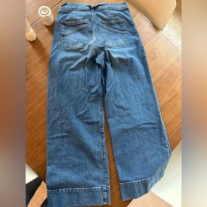GAP Sky-High Wide Leg Jeans - hard to find, GREAT FIT - size 12 regular.